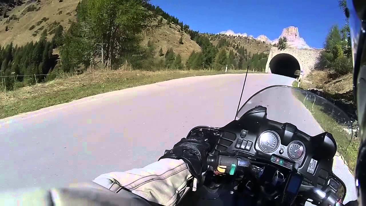 Passo Giau R1100RT 29.09.2015 - Blitzerfalle auf Passhöhe