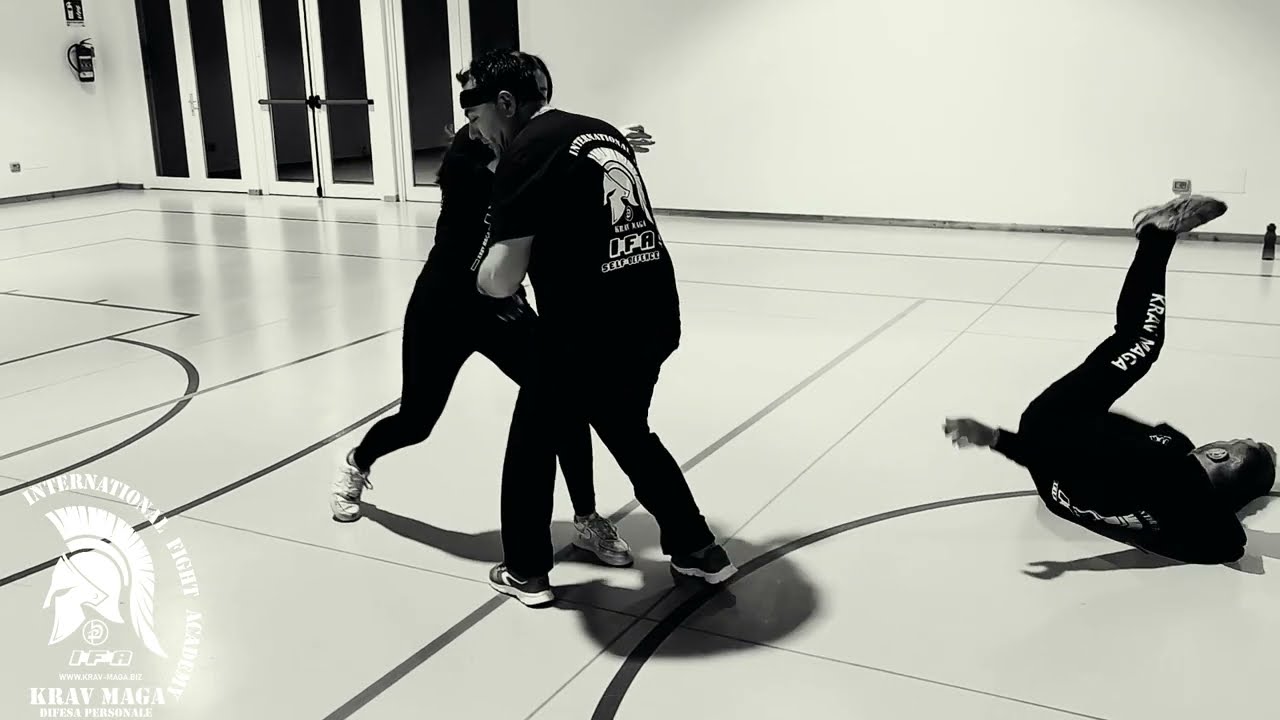 Non servono parole difesa personale donne KRAV MAGA donne difesa