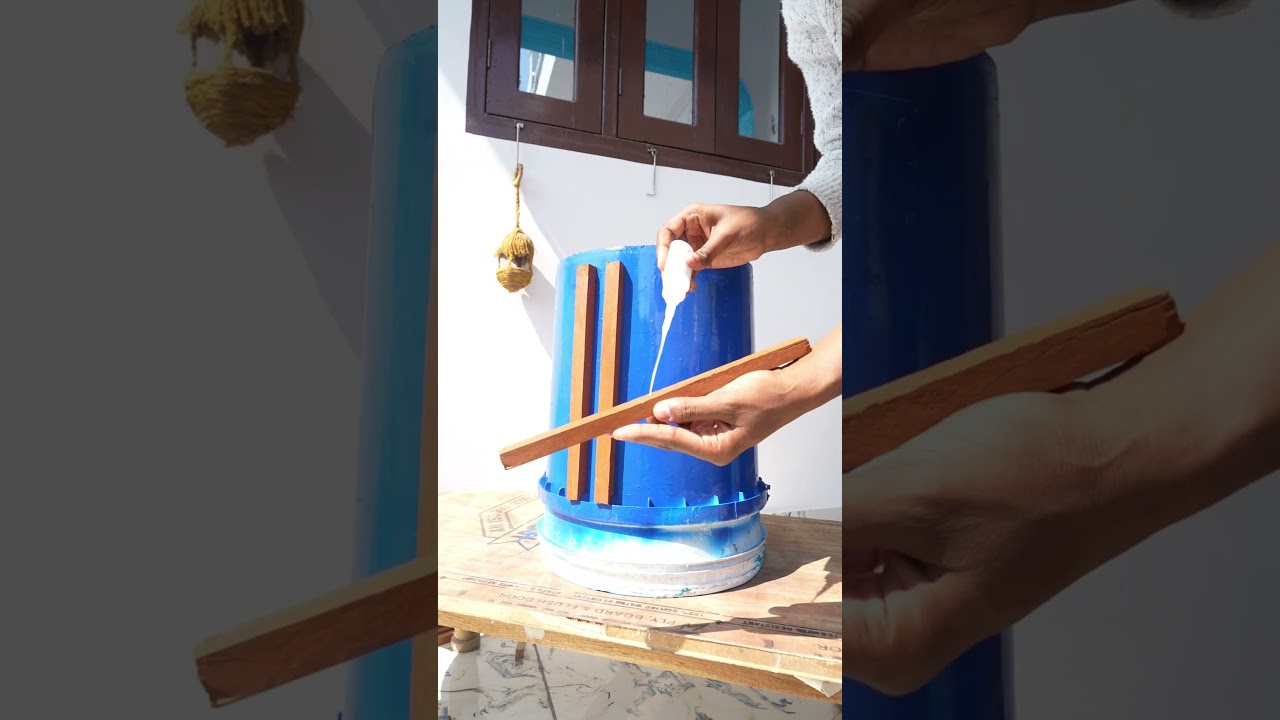 Old paint bucket unique table idea 😱 #shorts #youtubepartner #ytshorts #diy #viral @Creative_Shriya