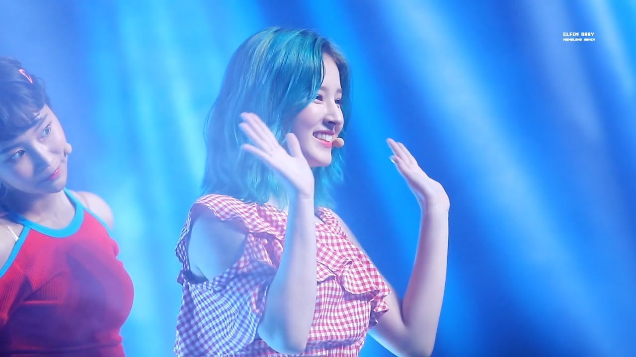 모모랜드 낸시 - 어마어마해 (EDM ver.) @ 180626 쇼콘