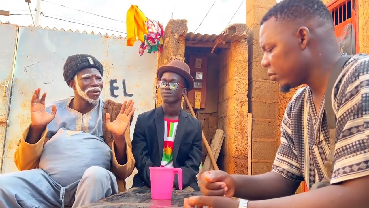 Vieux Amidou est dans problème aujourd'hui 😂😂 