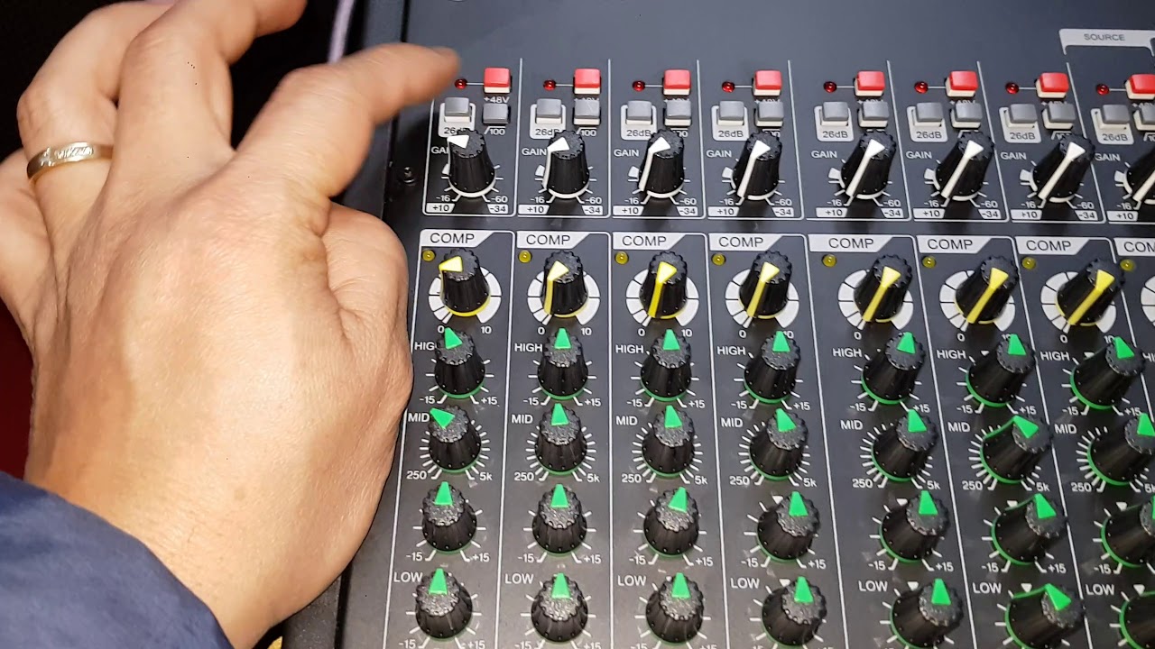 Bàn Mixer Yamaha MGP16X sẽ làm cho ae hài lòng. Thử đi rồi biết. Lh Tuấn Nam Music. 0982664288.