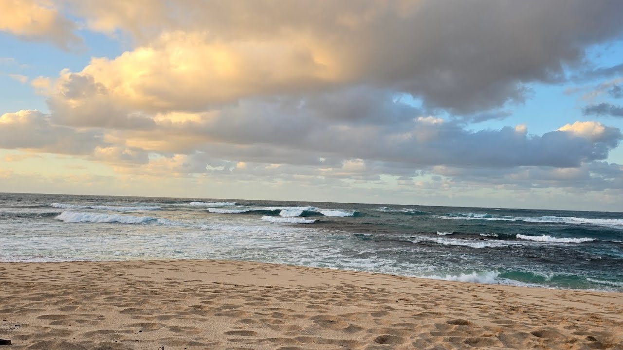 Driving the H2 to Kaena Point 