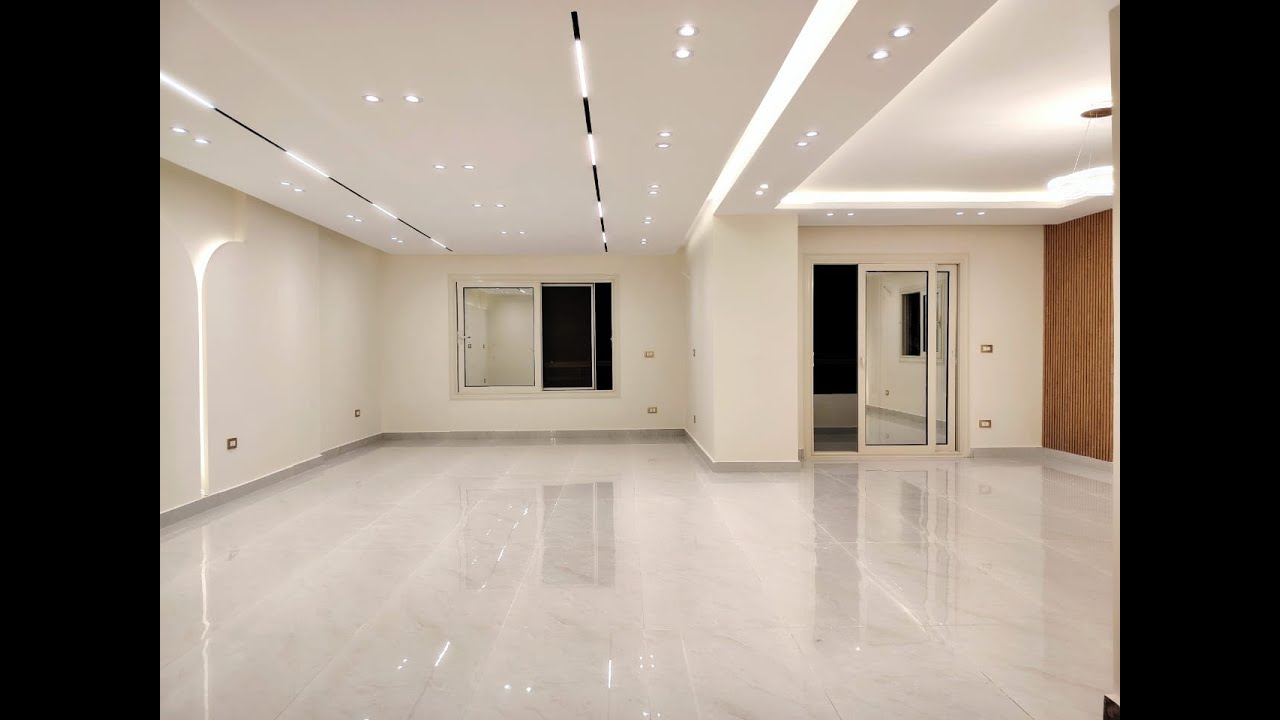 فرصة للبيع شقة 280 متر تحفة معمارية للسكن الراقي في شارع رئيسى وراقي بمدينة نصر