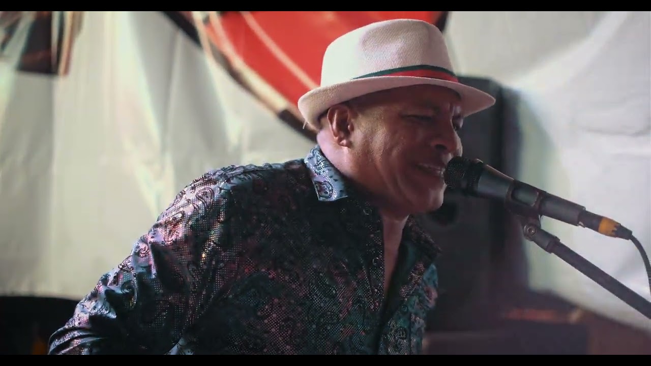 LA CHINCONGUNYA - MISTER CORCUERA EN VIVO EL CIRUELO OAX.