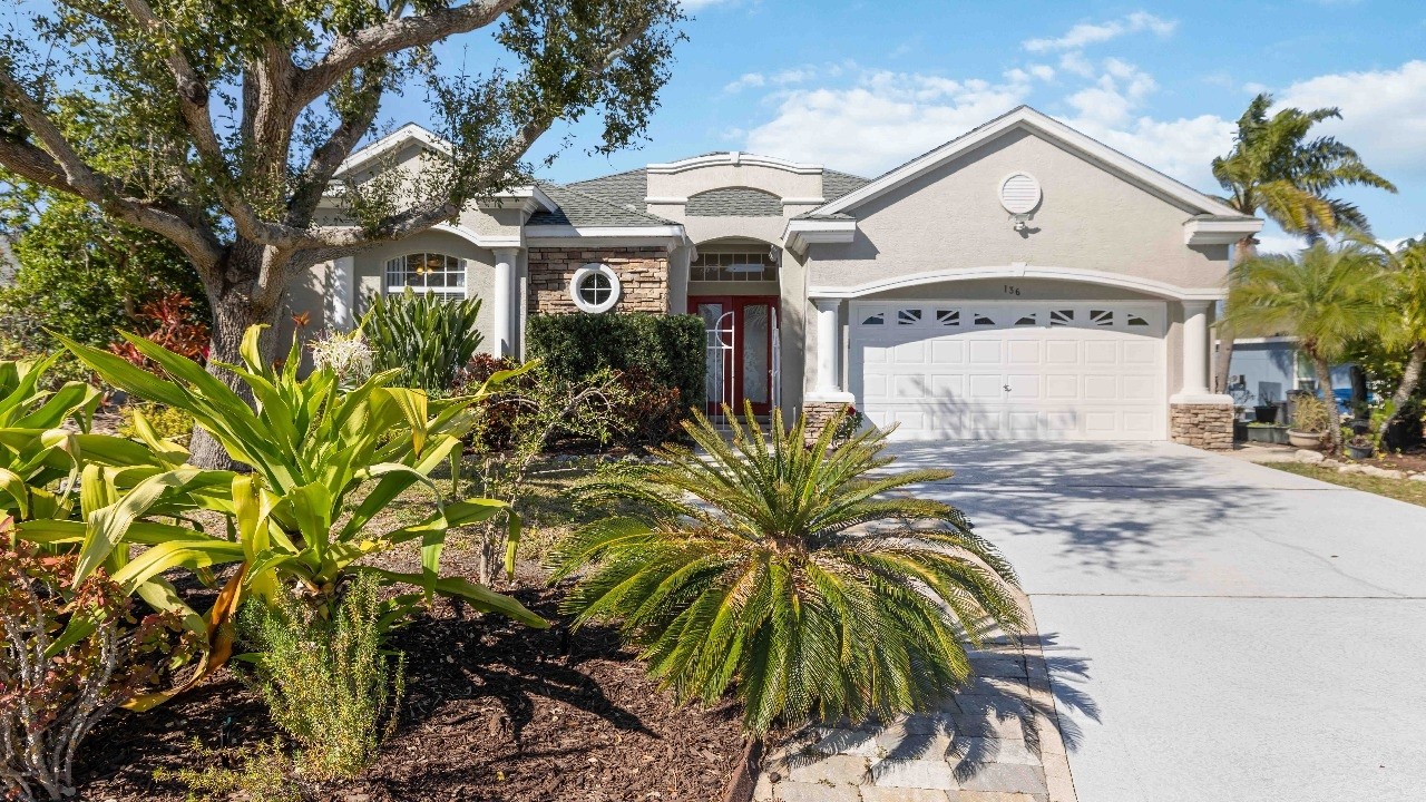 136 41st Cir E, Bradenton, FL 34208