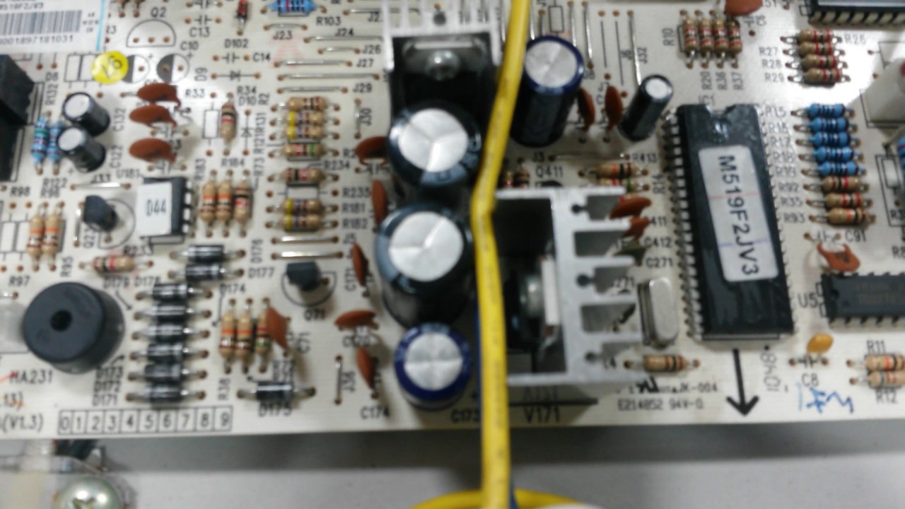 PCB checking air conditioner