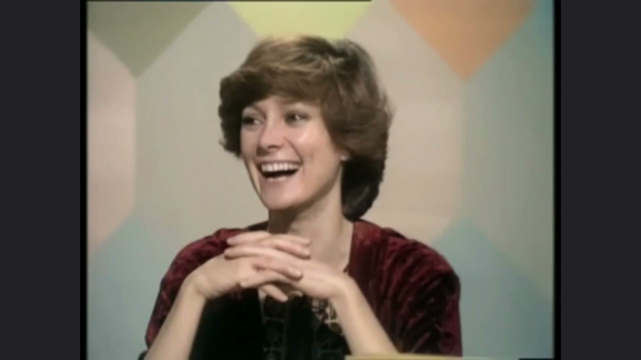 S09E08 Call My Bluff 18 November 1974
