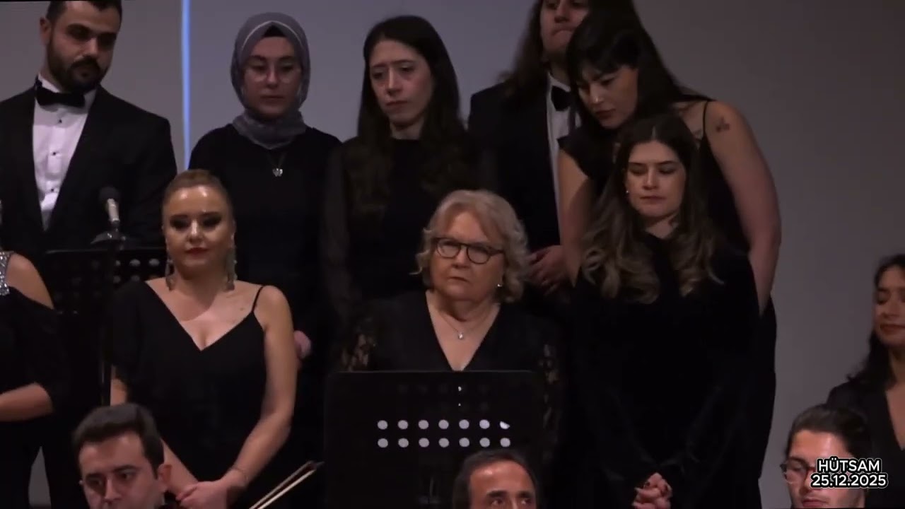 HÜTSAM - Potpuri (İçin İçin Yanıyor... Sitemler Örüyor... Aşkın Kanununu...)