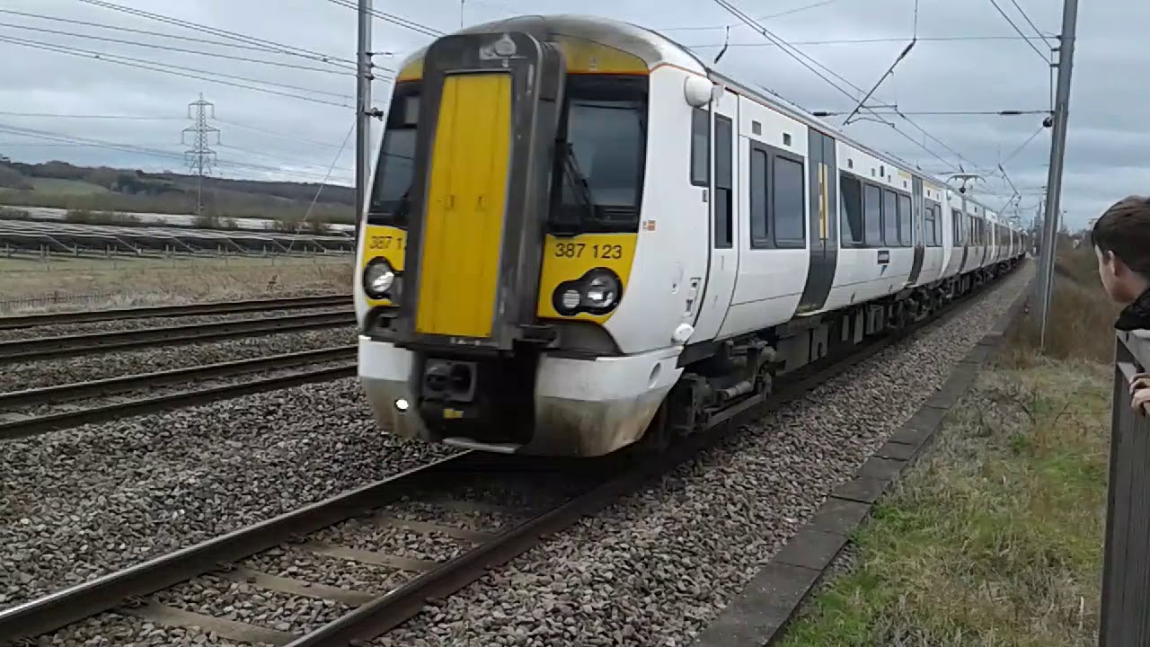 Trains at: Sandy, ECML, 16/03/19