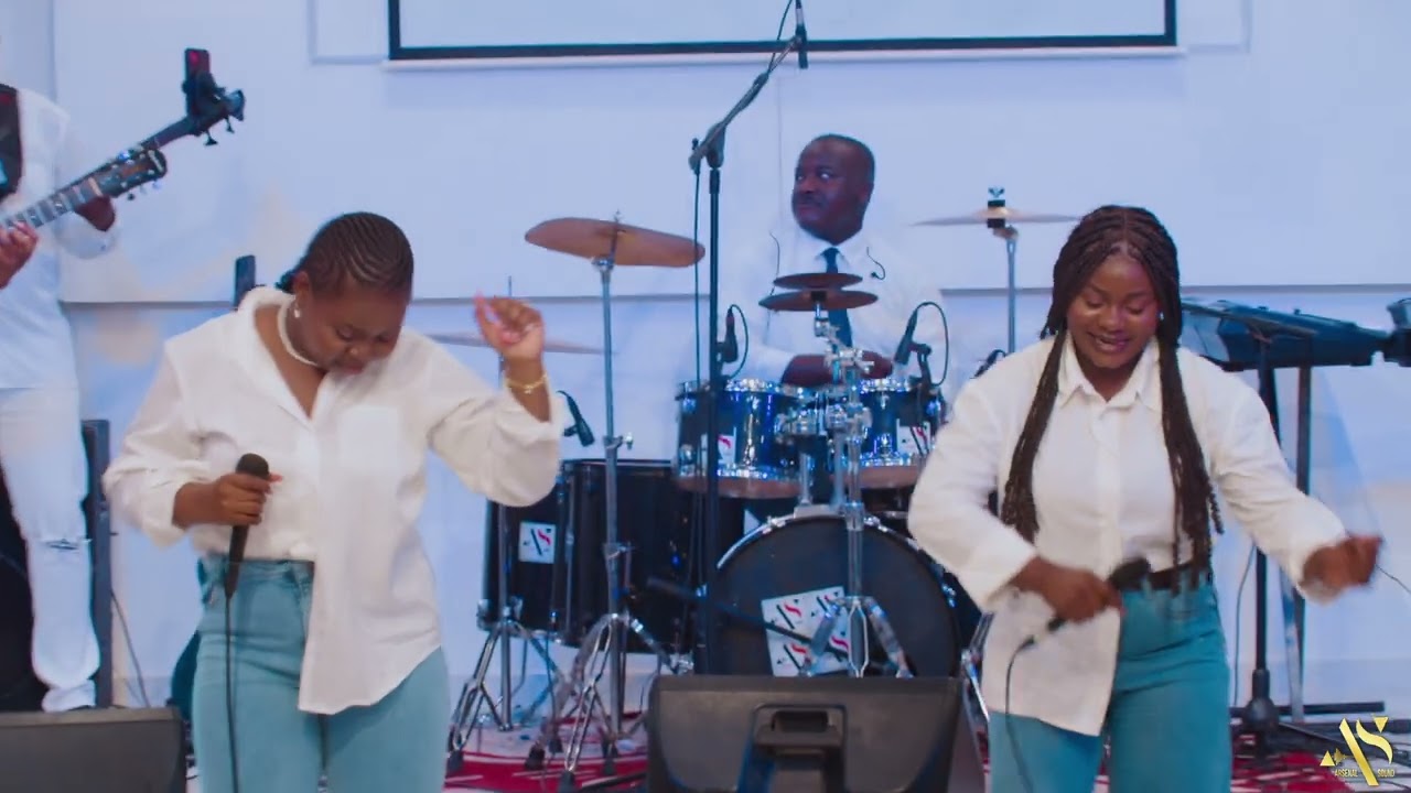 ULTRA WORSHIP LIVE SESSION 1 - MEDLEY OZA NZAMBE