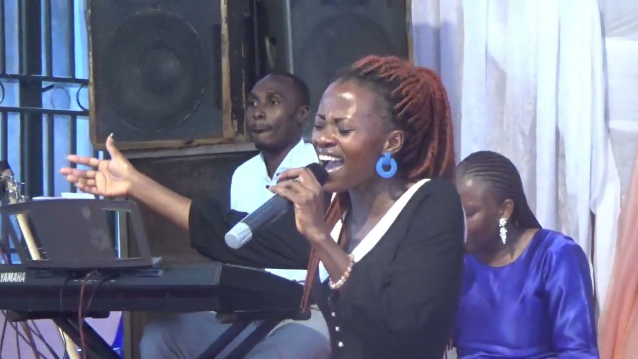 Powerful worship Medley By Hope Restoration fountain church choir 