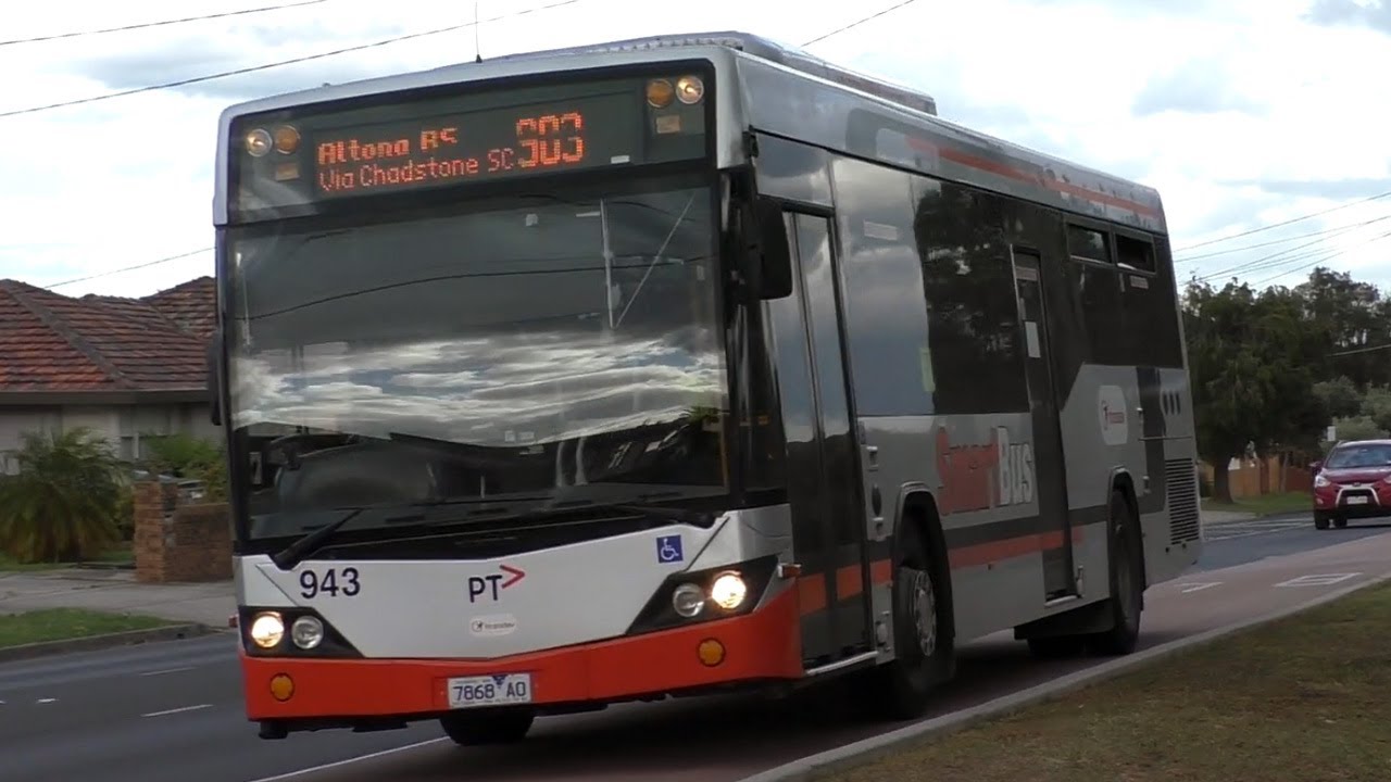 Transdev #943 Scania K230UB (Custom Coaches 'CB60 Evo II')