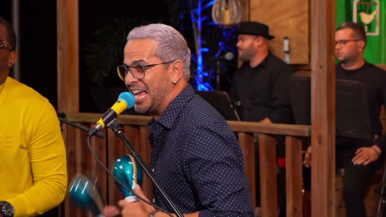 Qué Te Pasa A Ti - Moncho Rivera feat. Norberto Vélez (Live Sesiones Desde La Loma)