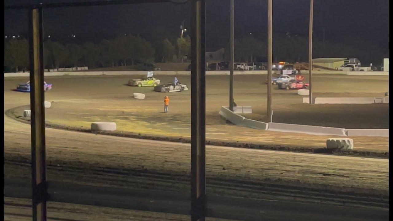 Night #3 at Devil's Bowl Speedway