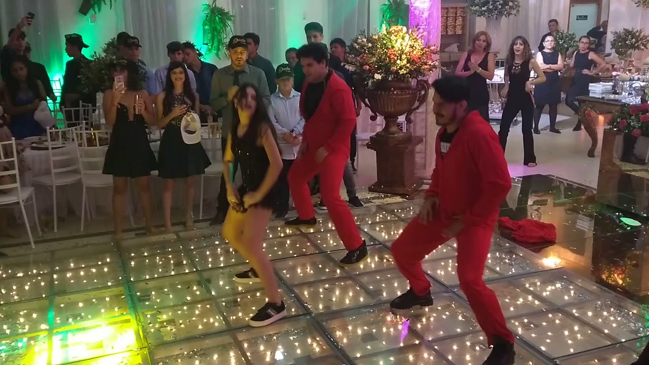 Dança de Maria Eduarda 15 anos