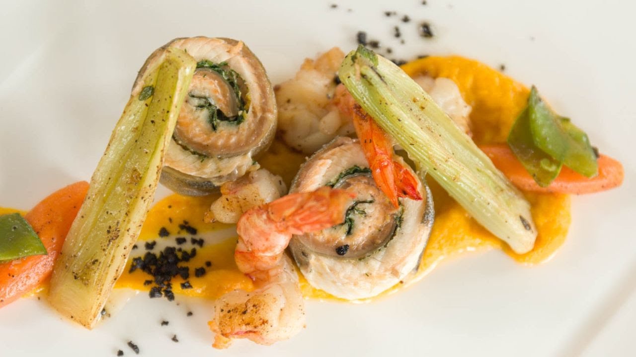 Anger&auml;uchertes Saiblingsfilet auf Karottenp&uuml;ree | 7Hauben