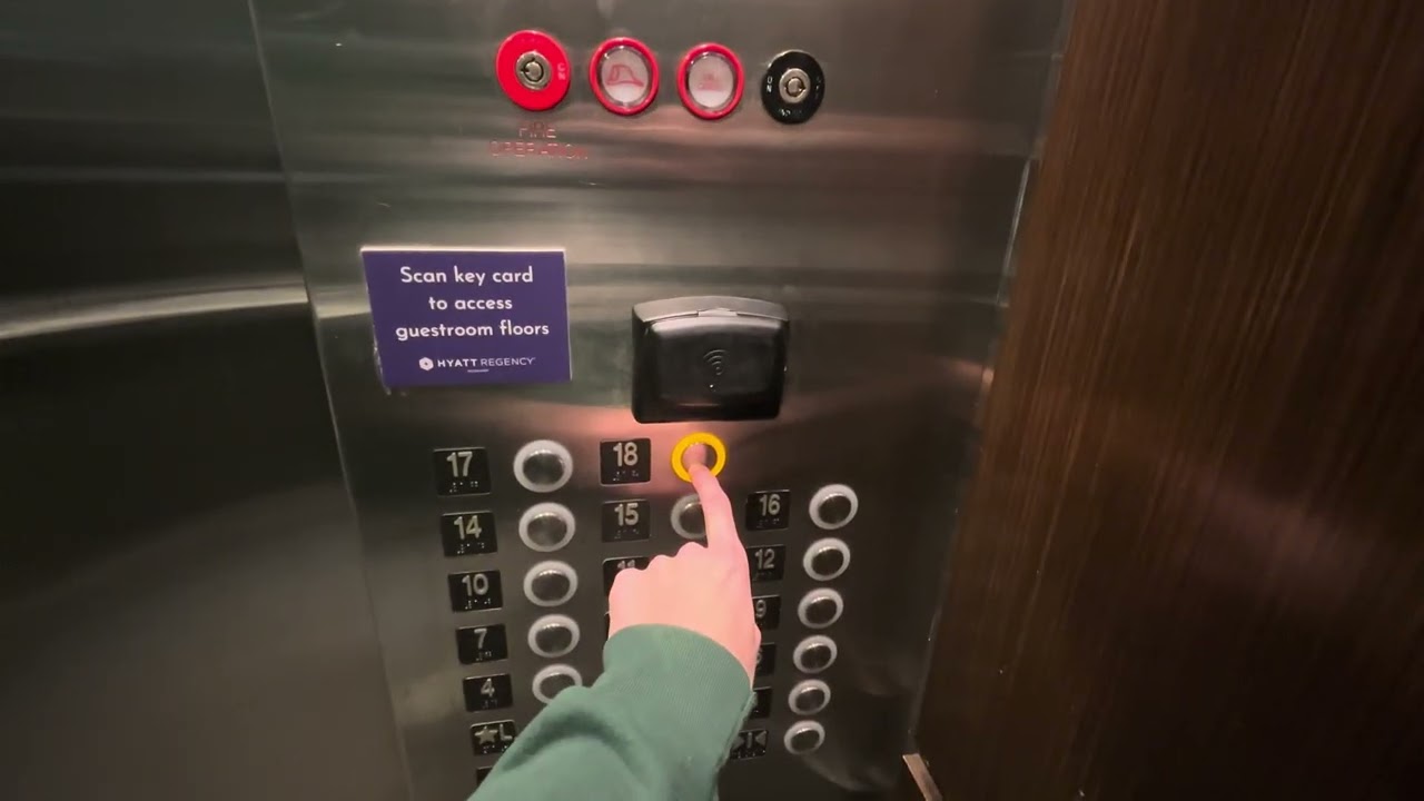 Закрыто! Лифты Kone с тяговым приводом | Hyatt Regency | Милуоки, Висконсин