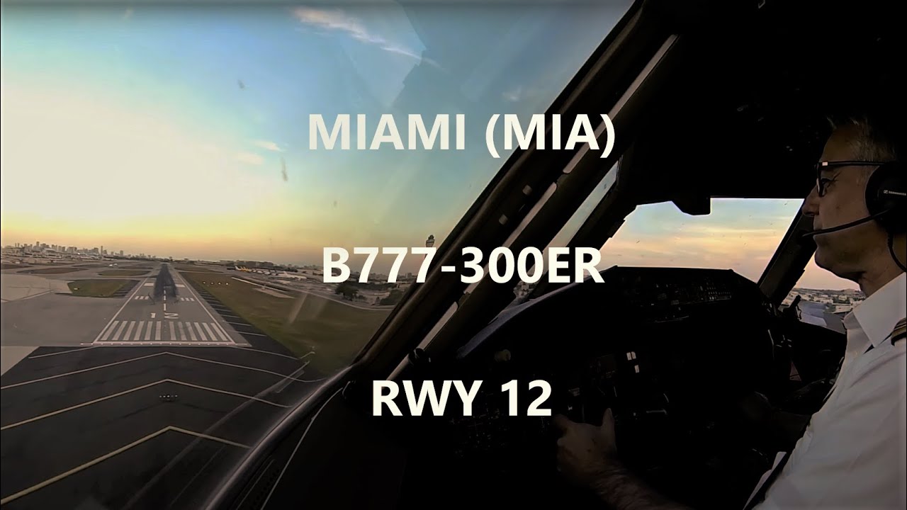 Cockpit View B777 Miami Landing