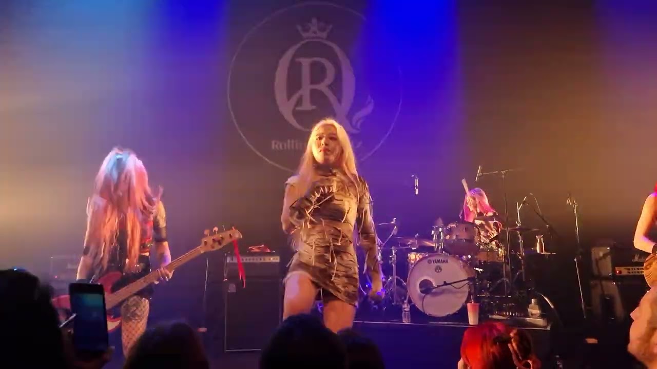 Rolling Quartz Sing your heart out live Paris 24th january 2024