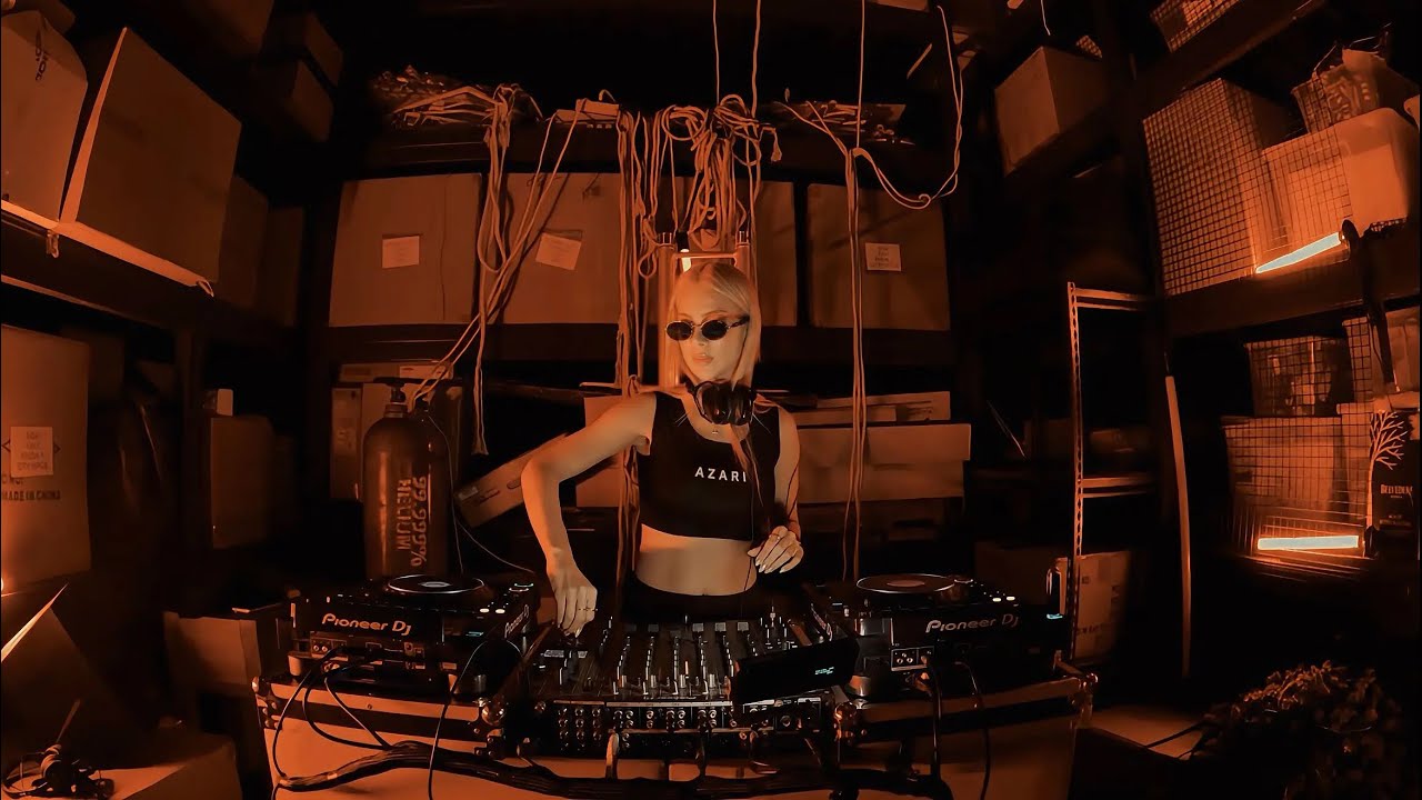 Sherry  X AZARI -  Indie Dance Warehouse DJ Set Dubai