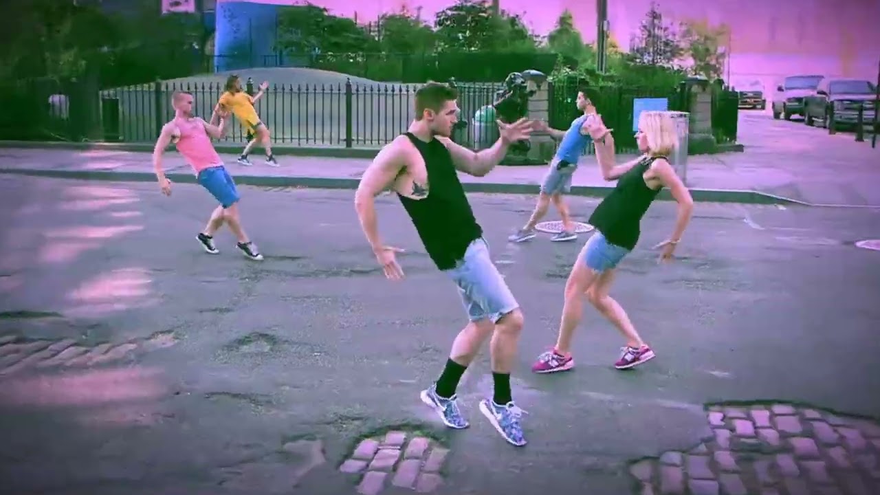 Is MAMBO- cross over music suitable for dancing in the street?