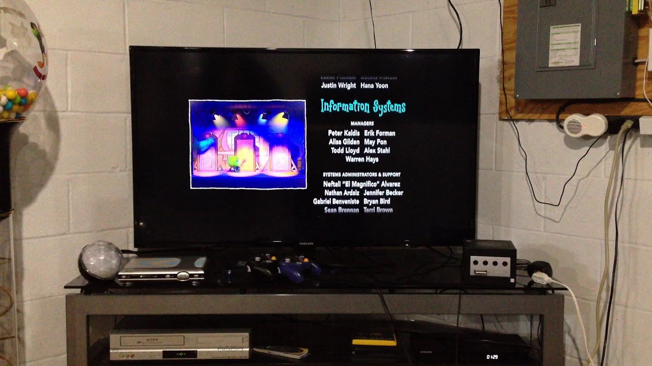 Bloopers of monster inc and end credits in English music