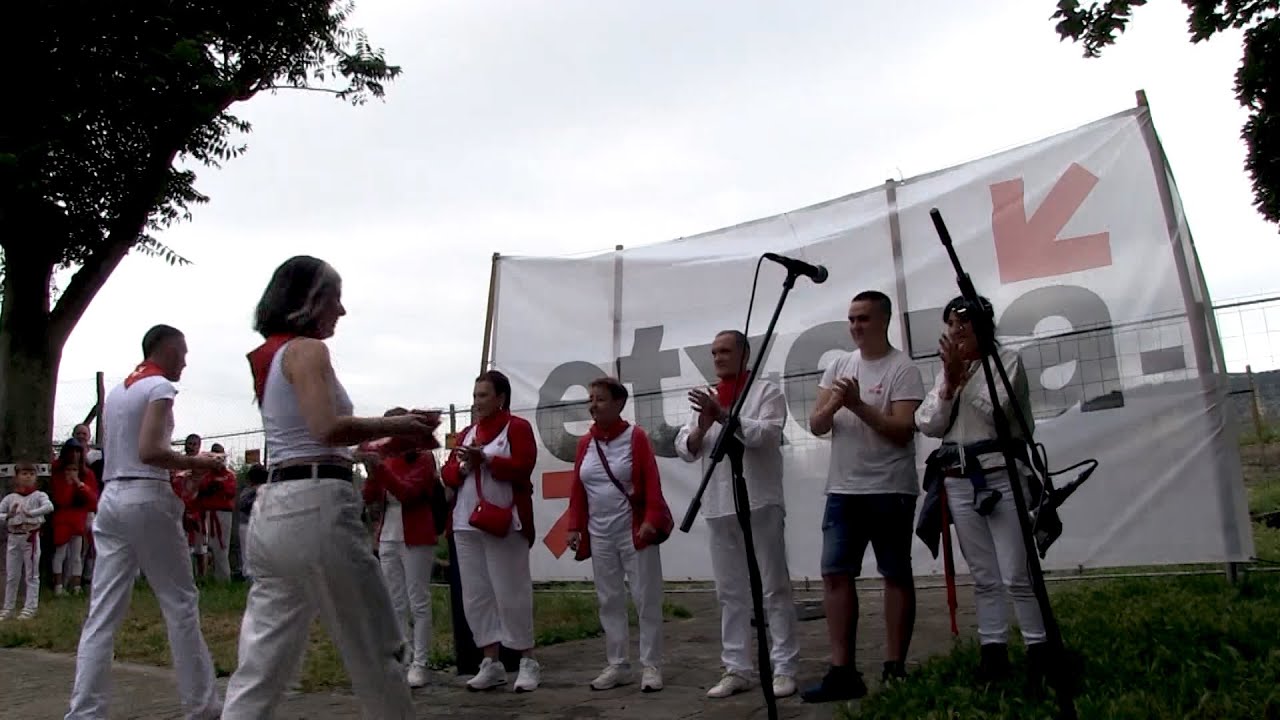 Iruñean jaia lehertu da! Gora Sanfermin herrikoi, solidario eta partehartzaileak!