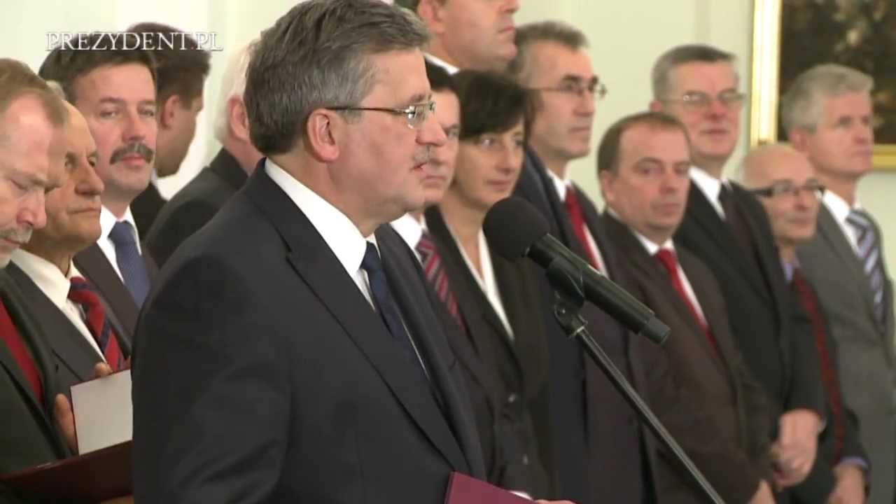Przyjęcie dymisji rządu i desygnacja Donalda Tuska na premiera