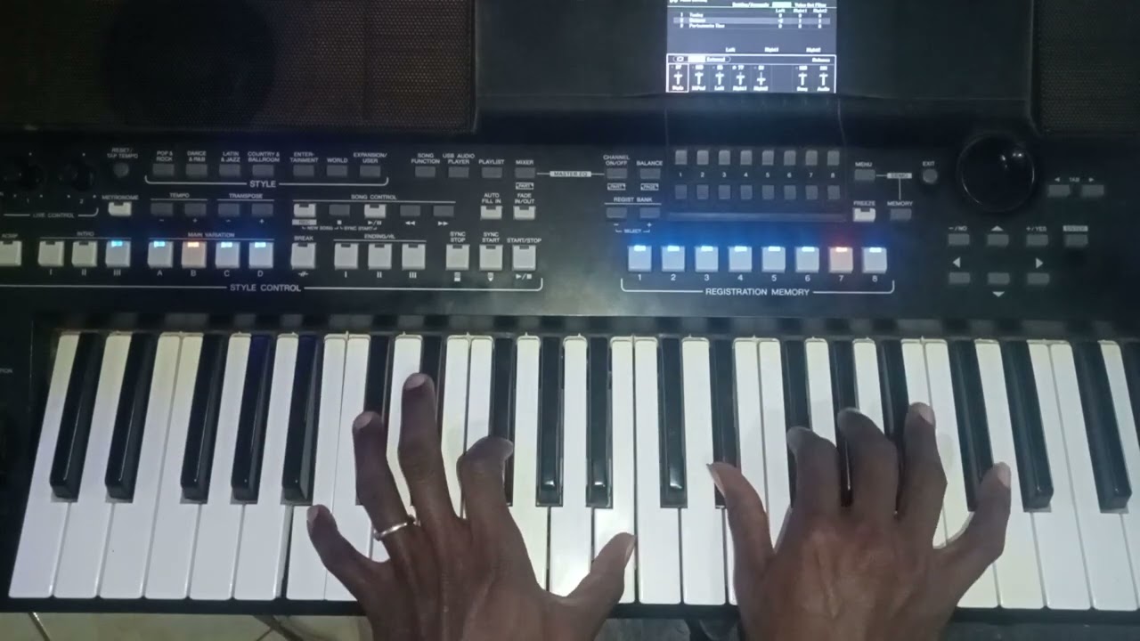 How to play Nimekuja kusema Ahsante by Sarah k.