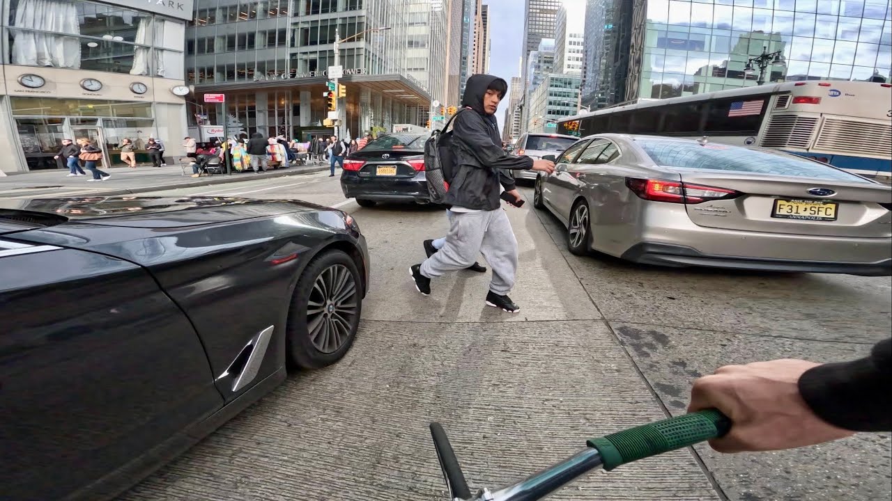 Spicy Ride In New York Traffic | Fixed Gear