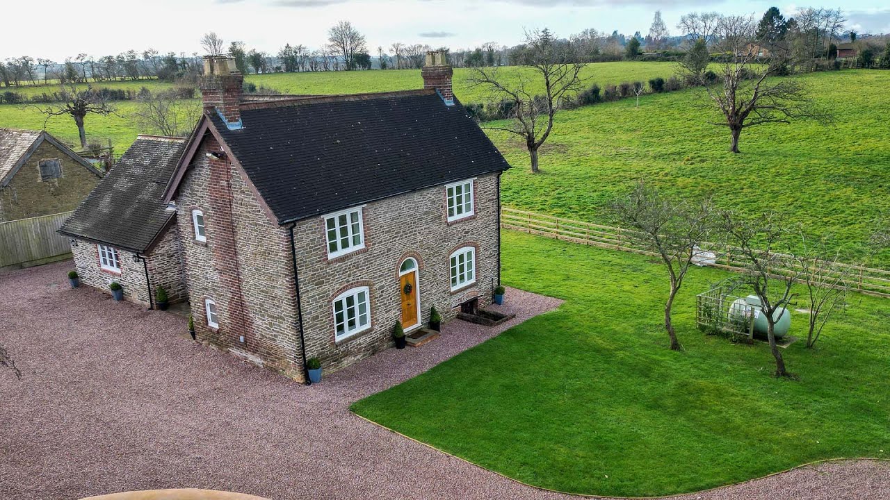 House For Sale | Mopsons Cross Farm, Callow Hill, Rock, DY14 9XW