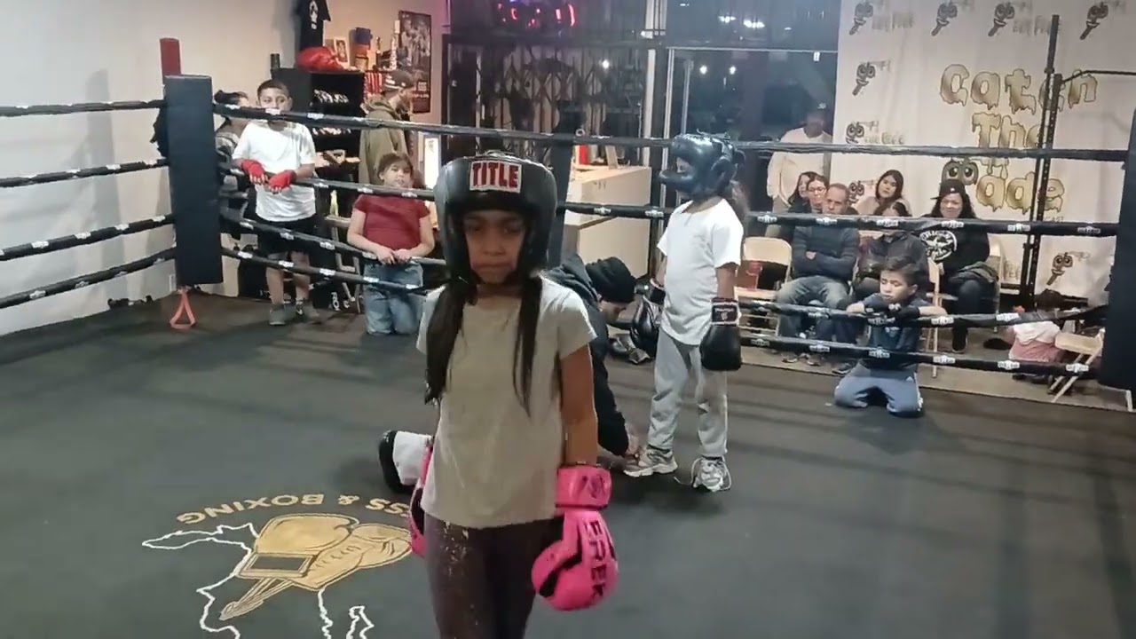 Melody AOW boxing getting some road work thanks UNO boxing club