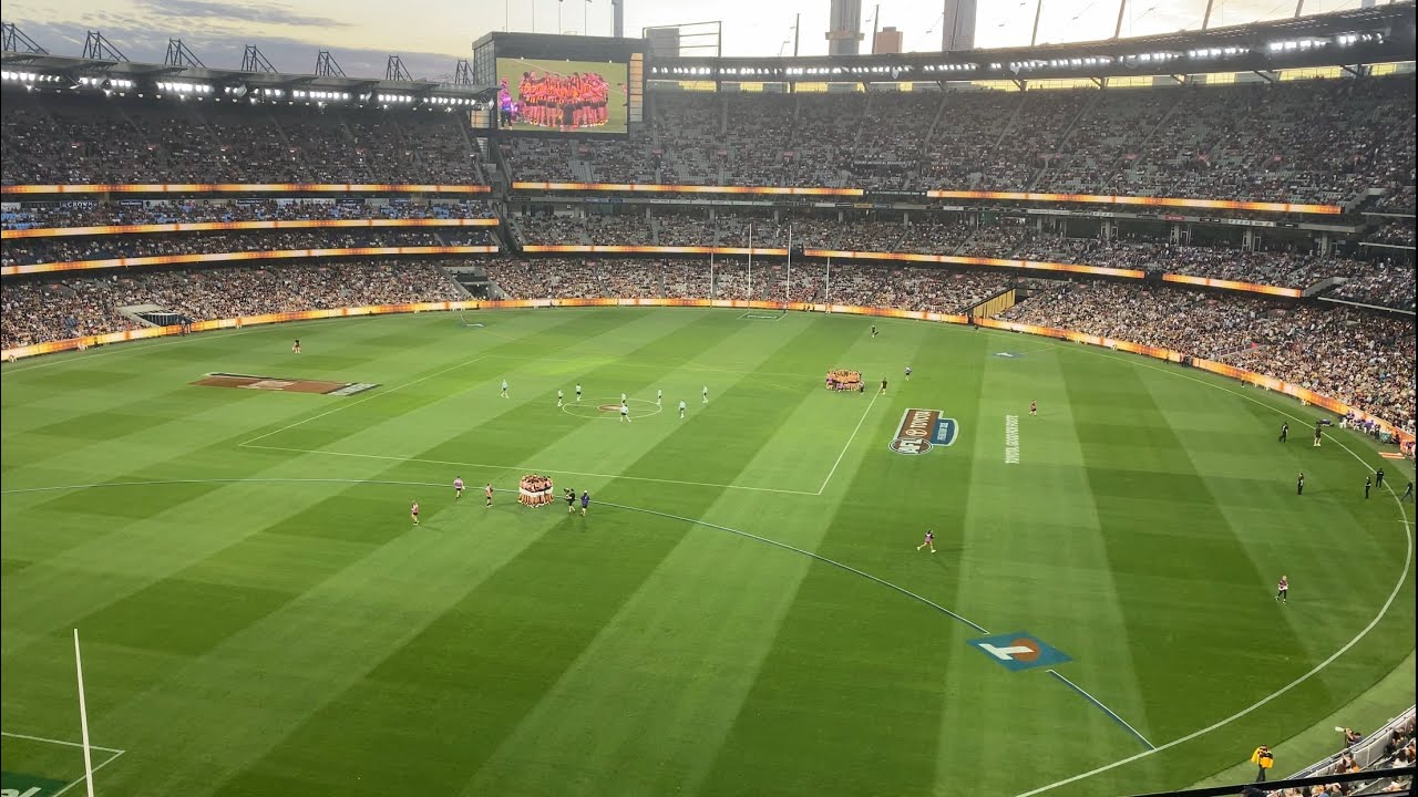 Hawthorn VS Essendon - Round 1 AFL 2025 (Vlog)