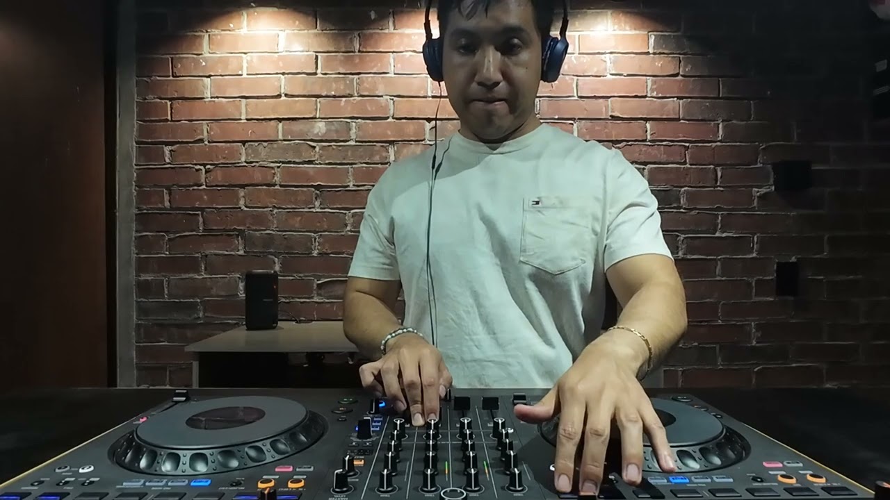Afro House 001 (Session Mix 049)