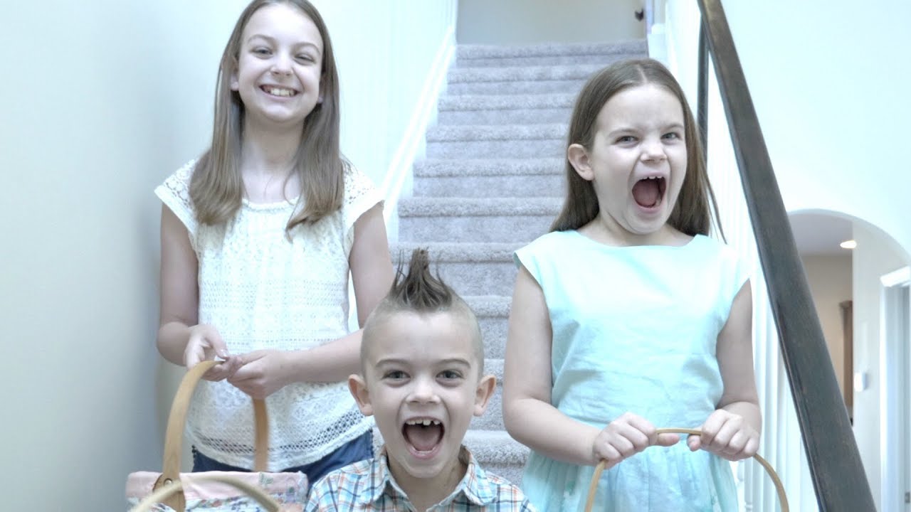 EASTER 2018 | EASTER BASKETS | EASTER EGG HUNT - AKA BATTLE FOR CANDY