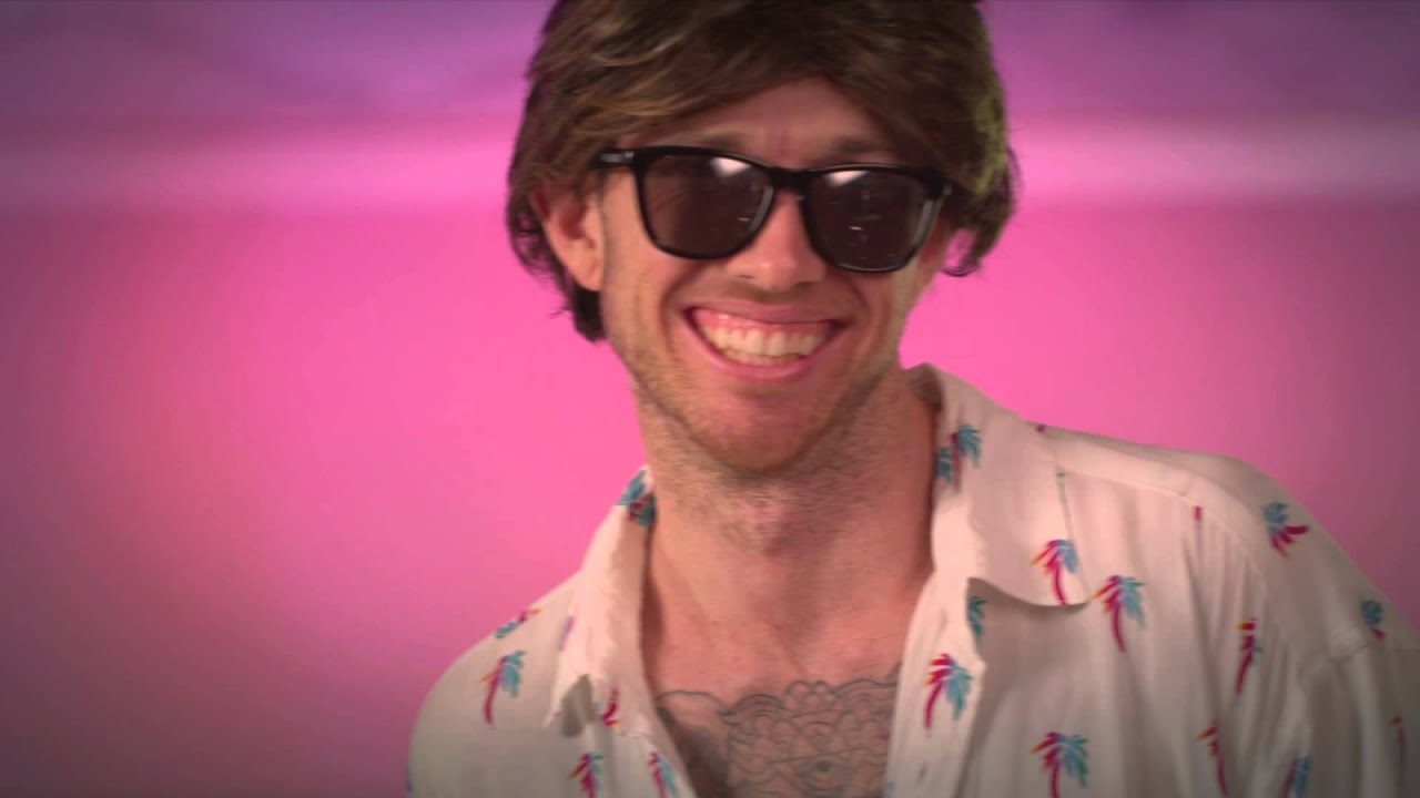 Kronic & Krunk! - Hey Ho (Official Video)