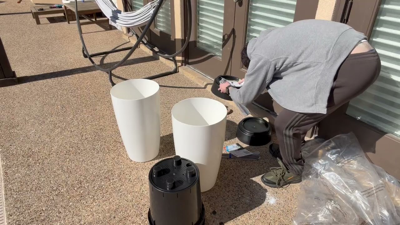 Self Watering Planters Review & Unboxing