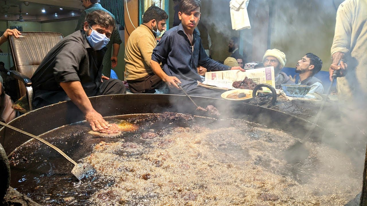 Qasim Chapli Kabab - Rashakai Bazar Mardan | Rashakai Chapli Kabab | Pakistani Street Food Mardan