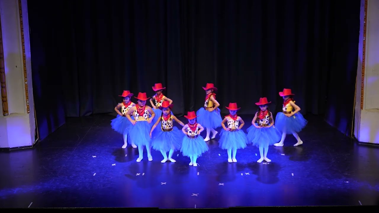 Curso de Pre Ballet. 22a Gala de Alumnas