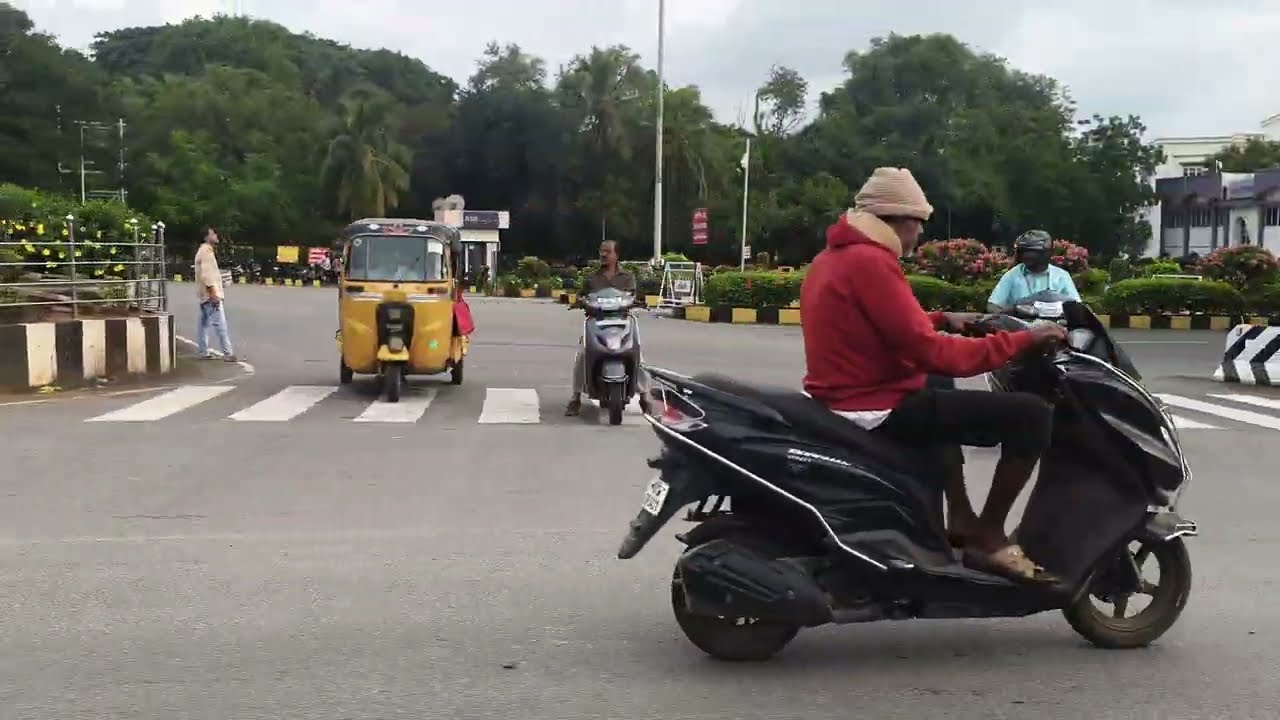 Owaisi Junction To DRDL | Hyderabad Roads 
