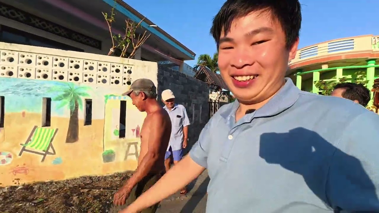 Một ngày ở homestay Đông Hòa (Phú Yên) | Đi chợ xóm biển – Hải sản tươi – Tối chill bên biển