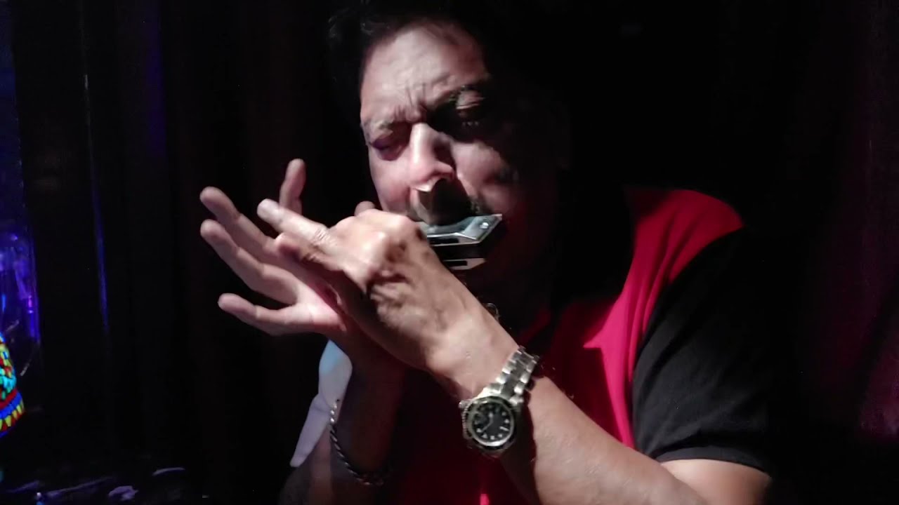 Aage bhi Jane Na tu on Harmonica by Ashok Bhandari
