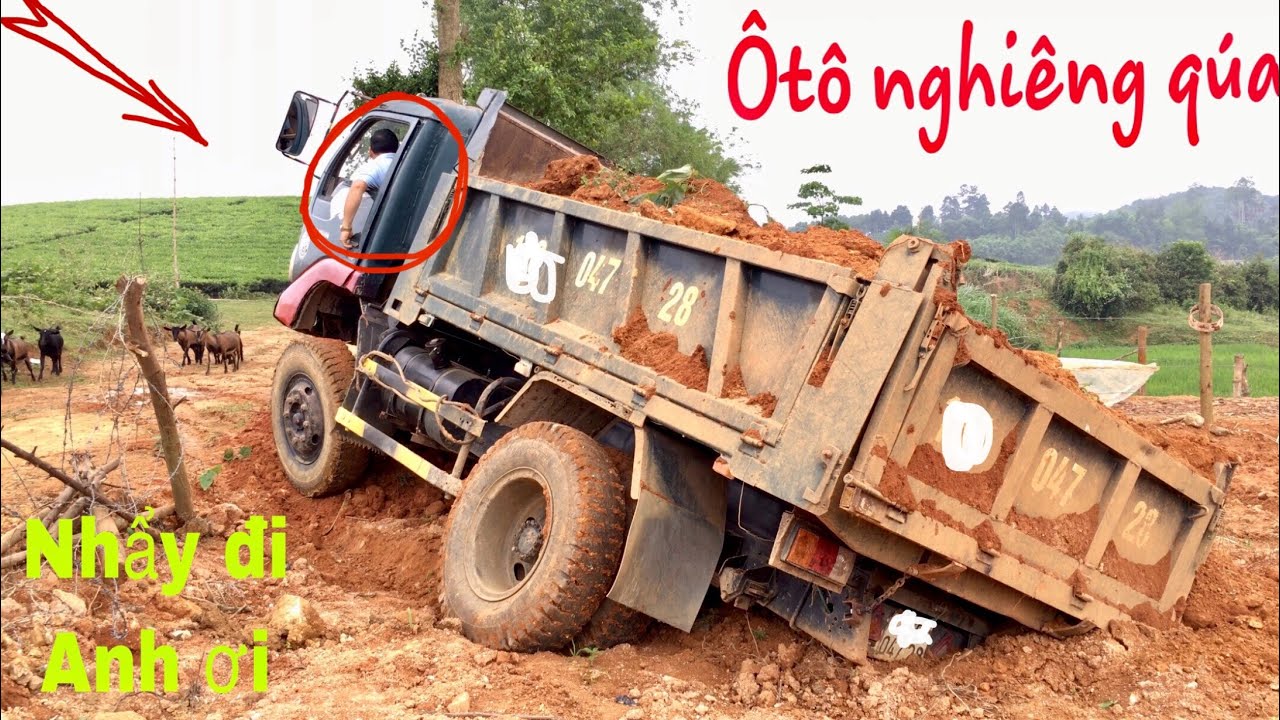 p12_Xe ôtô bị nghiêng một pha thót tim và giải cứu như thế nào | tây bắc vùng cao