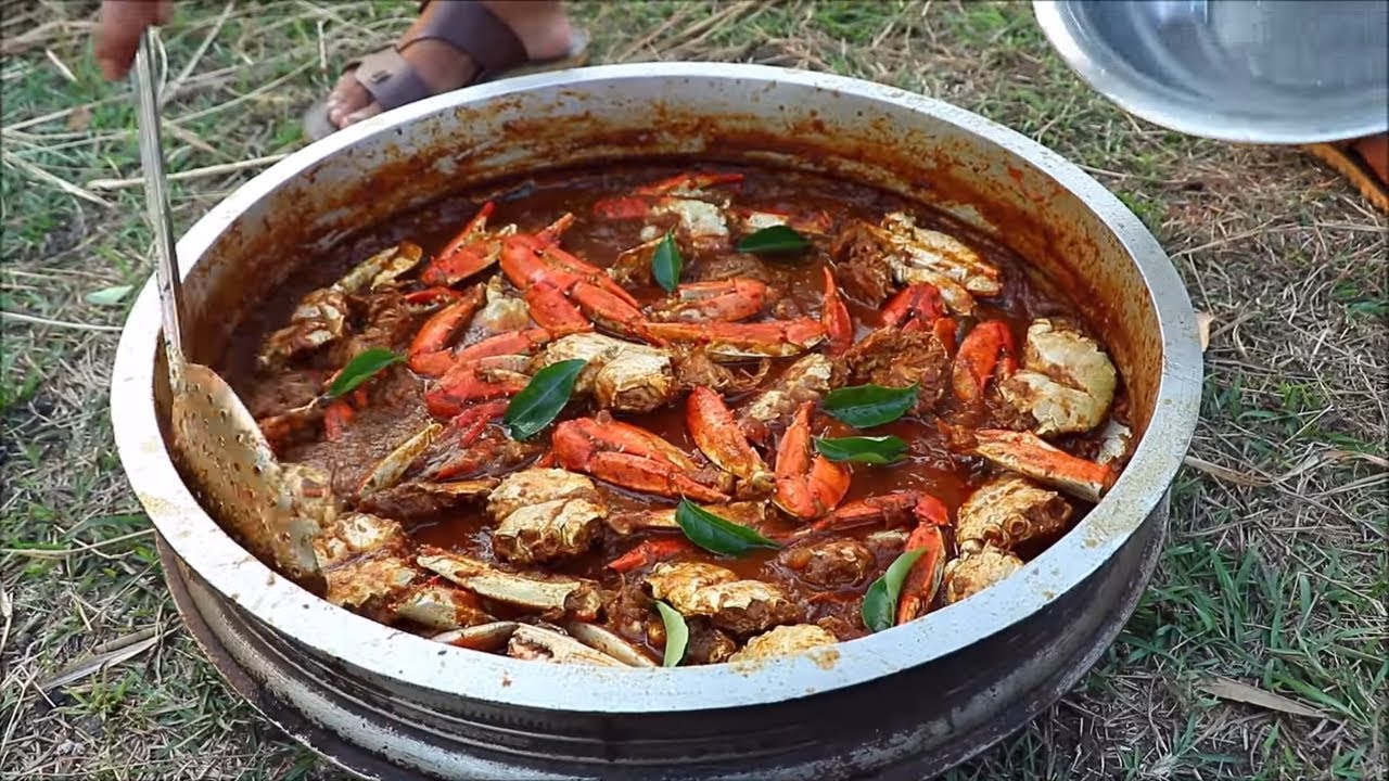 KING of CRAB Curry | Indian Kerala Recipe | Village Food Channel