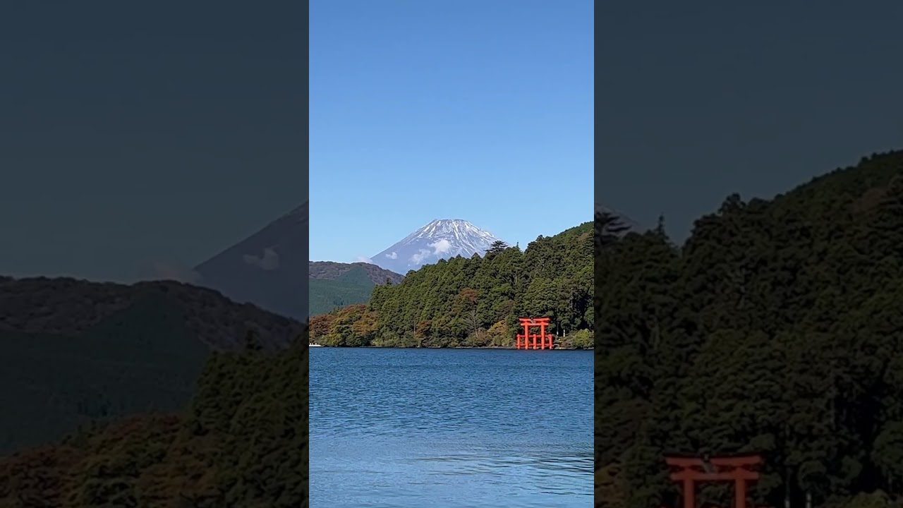 [Japan Hakone] Lake Ashi ~ View of Mount Fuji from far with Torii of Peace