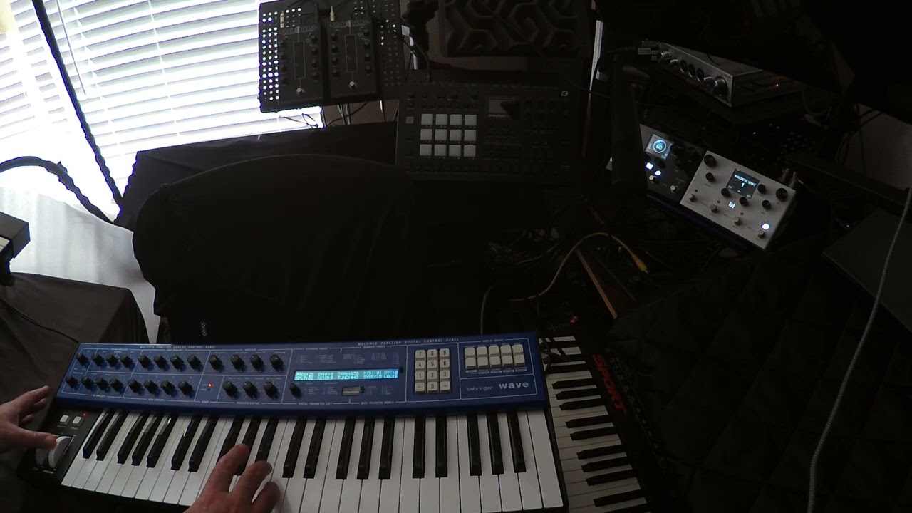 Behringer Wave Sound Test 1