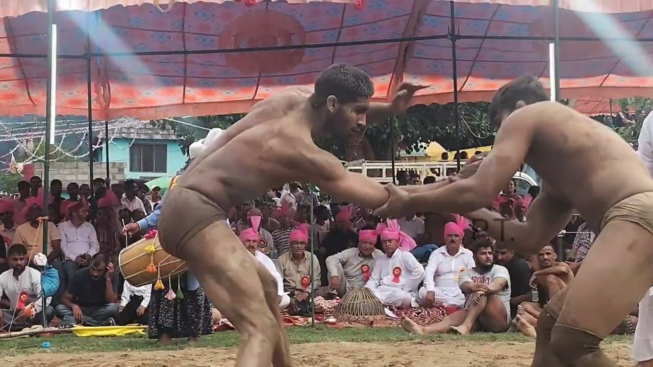 इस कुश्ती में पहलवान ने खून को पसीने के रूप में बहा दिया,कुश्ती 30 मिनट चली  (part-7)Chuhari Vlogr