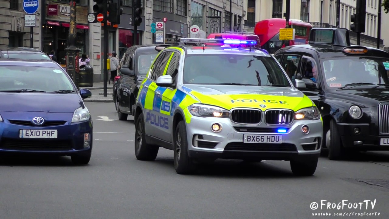 London Police Armed Response and London Ambulances responding code 3