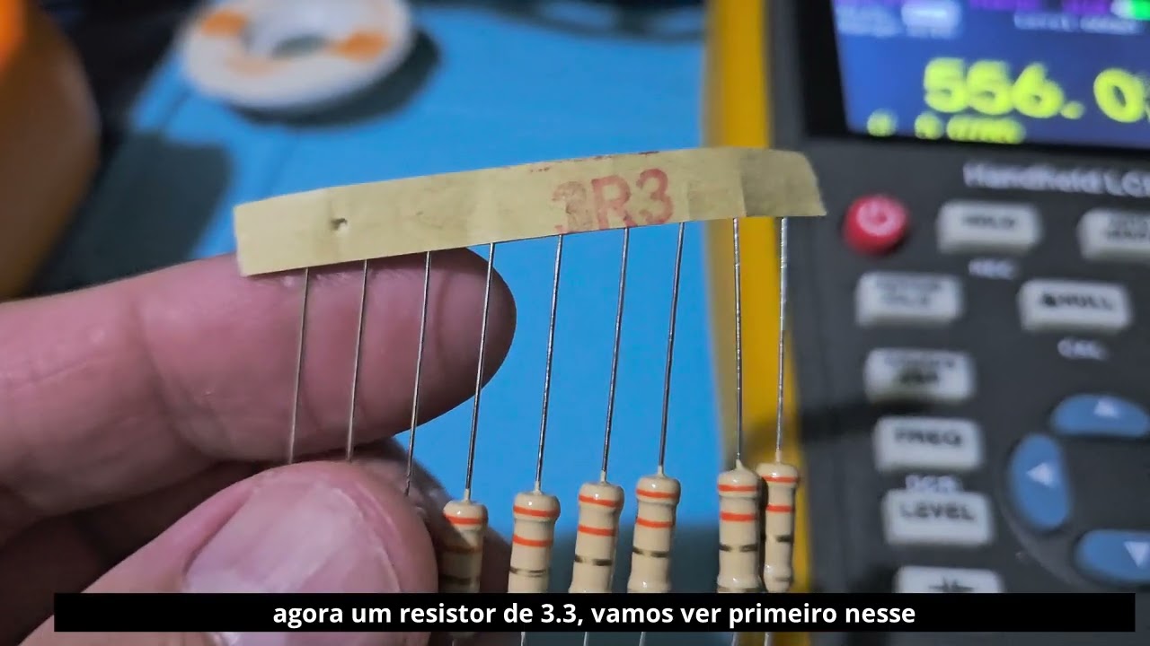 Comparativo entre a Ponte LCR ET 430 e a FNIRSI LC1020E